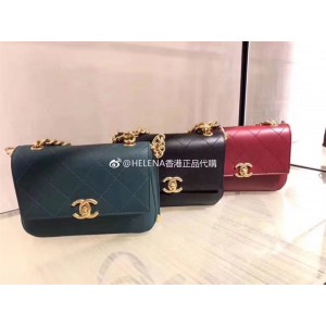 Chanel/香奈儿中国官网包包18秋冬新款系列真皮红色双c小方包斜挎包链条包