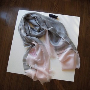 chanel中国官网披肩新款气质时尚优雅拼色编织羊绒大围巾