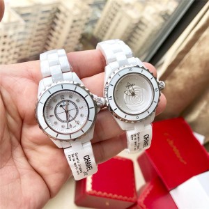 CHANEL中国官网香奈儿复刻新款山茶花陶瓷表盘J12 石英腕表手表H2422