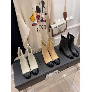 CHANEL香奈儿新款双C LOGO拼色粗跟短靴