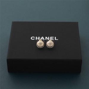 CHANEL香奈儿官网奢侈品网站花纹半圆双C水钻耳钉耳环
